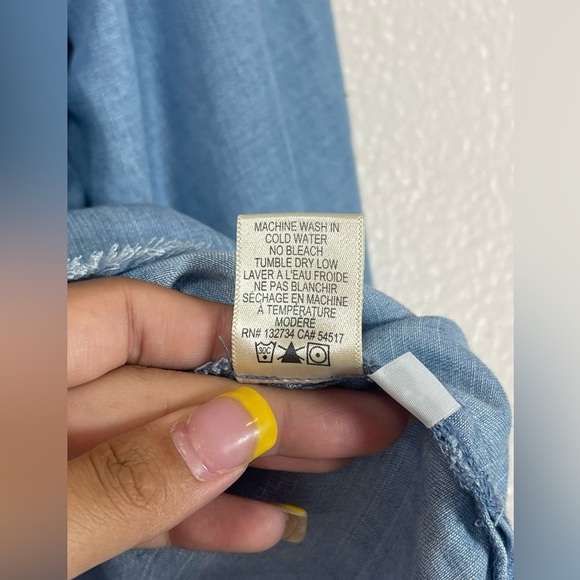 Cloth & Stone Anthropologie Light Blue Chambray Off The Shoulder Top Women’s Sm - Picture 7 of 13